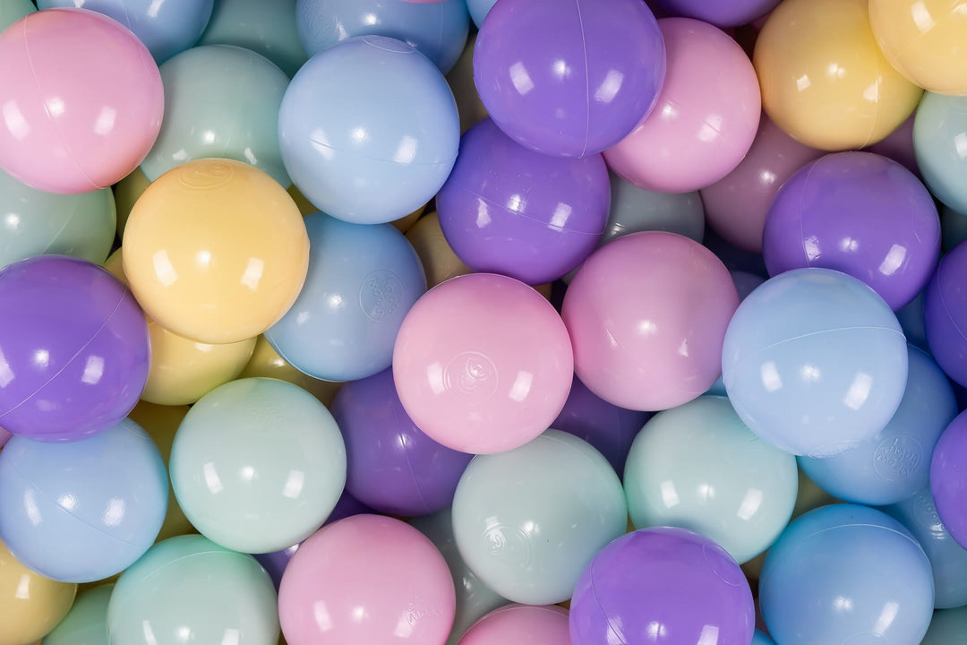 Bällebad „Wal“ aus Boucle für Kinder – Himbeer-Glasurrosa