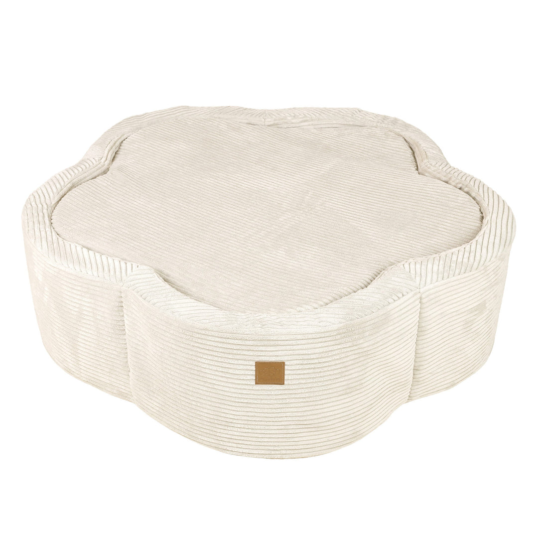 Ästhetische Vanilleblume – Bällebad aus Schaumstoff